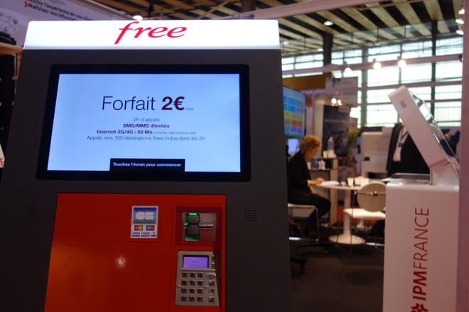 Mais qui a vraiment conçu les bornes de vente de cartes SIM de Free ?