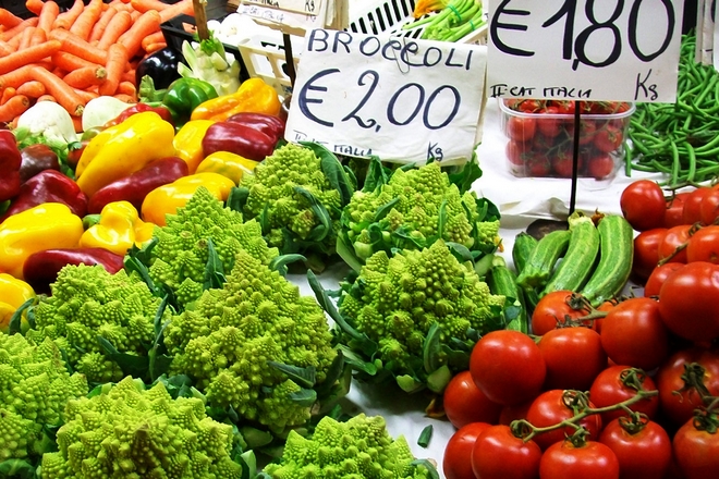Bio : la grande distribution pratique des marges excessives selon l’UFC Que Choisir 