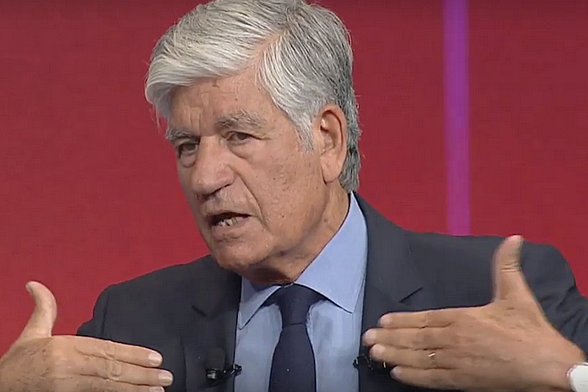 « Il va falloir apprendre à vendre à un objet connecté, » constate Maurice Lévy de Publicis