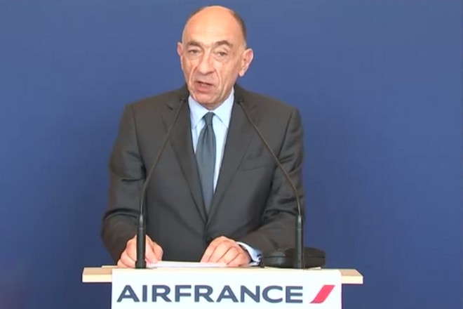 Air France : le PDG perd face à ses salariés et démissionne