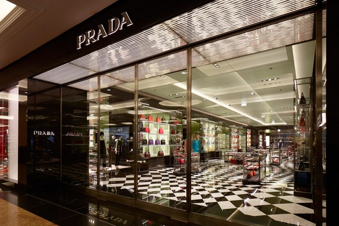 Luxe : Prada veut remettre la gestion de ses stocks sur les bons rails