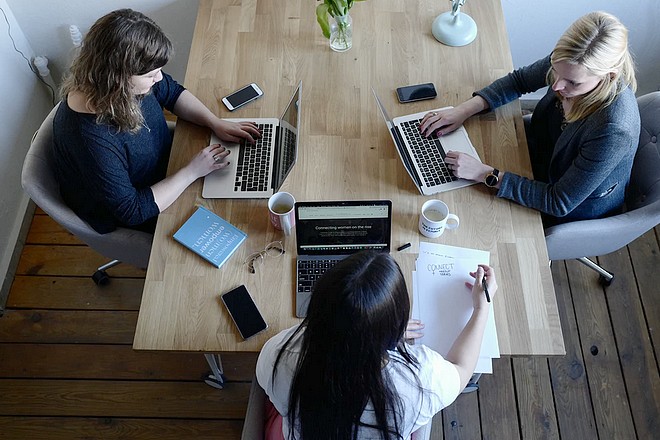 Redémarrage de la communication et du marketing des entreprises : retour aux basiques