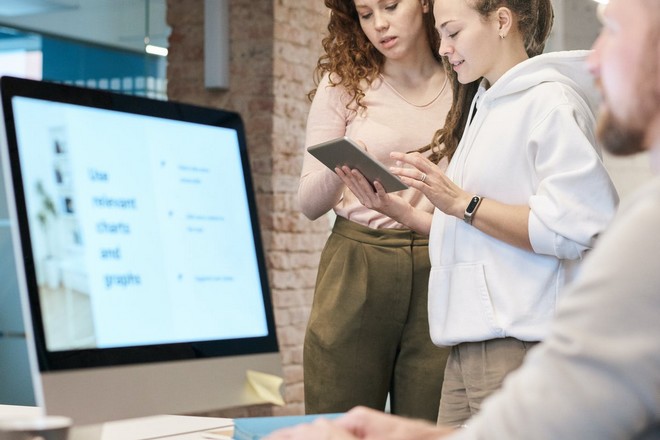 Le digital, compétence nécessaire pour attirer les investissements étrangers en France