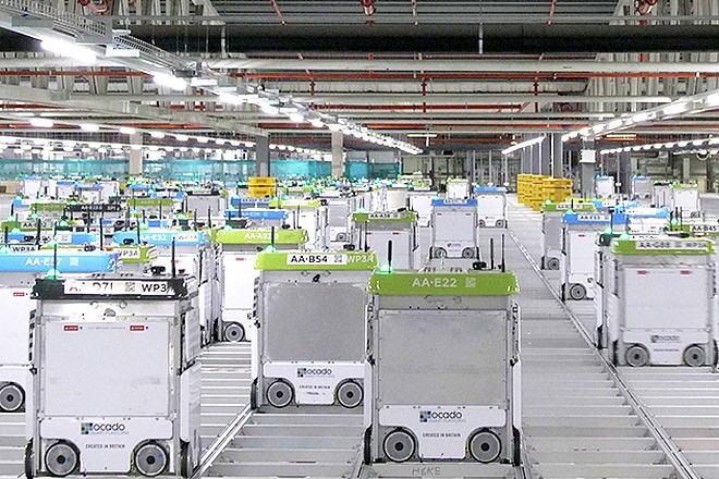 Casino vendra des services logistiques à partir d’entrepôts e-commerce automatisés avec Ocado