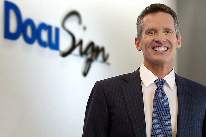 Le travail à distance continue, Docusign, leader de la signature électronique, s’envole